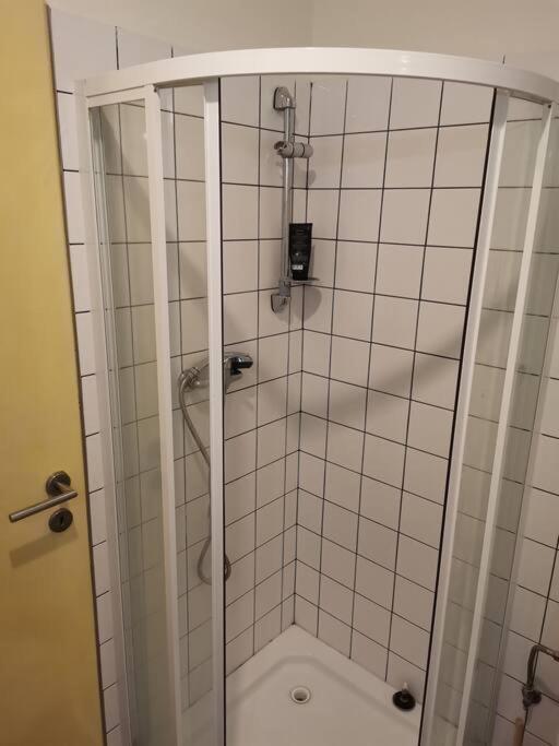 Cozy Studio In The City Centre Near Train Station 布拉迪斯拉发 外观 照片
